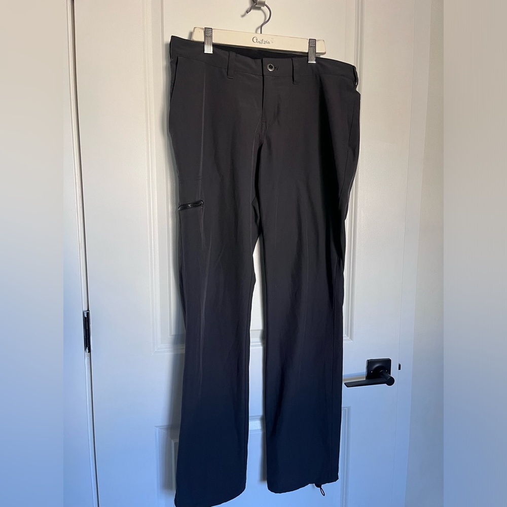 PATAGONIA Pants / Womens US 6